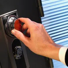 Advantage Locksmith Store Dallas, TX 214-382-2784 Advantage Locksmith Store Dallas, TX 214-382-2784 - sb-com-01